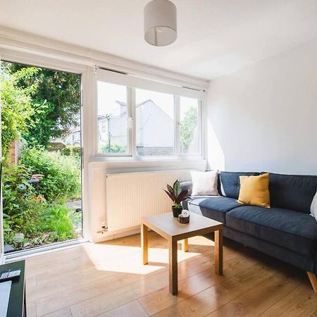 Stylish & Tranquil Flat With Excellent Connections Daire Londra Dış mekan fotoğraf