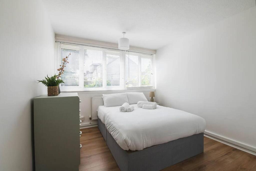 Stylish & Tranquil Flat With Excellent Connections Daire Londra Dış mekan fotoğraf