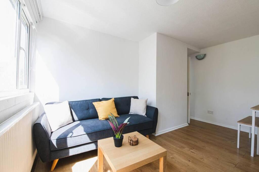 Stylish & Tranquil Flat With Excellent Connections Daire Londra Dış mekan fotoğraf