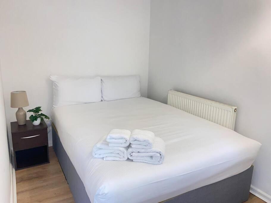 Stylish & Tranquil Flat With Excellent Connections Daire Londra Dış mekan fotoğraf